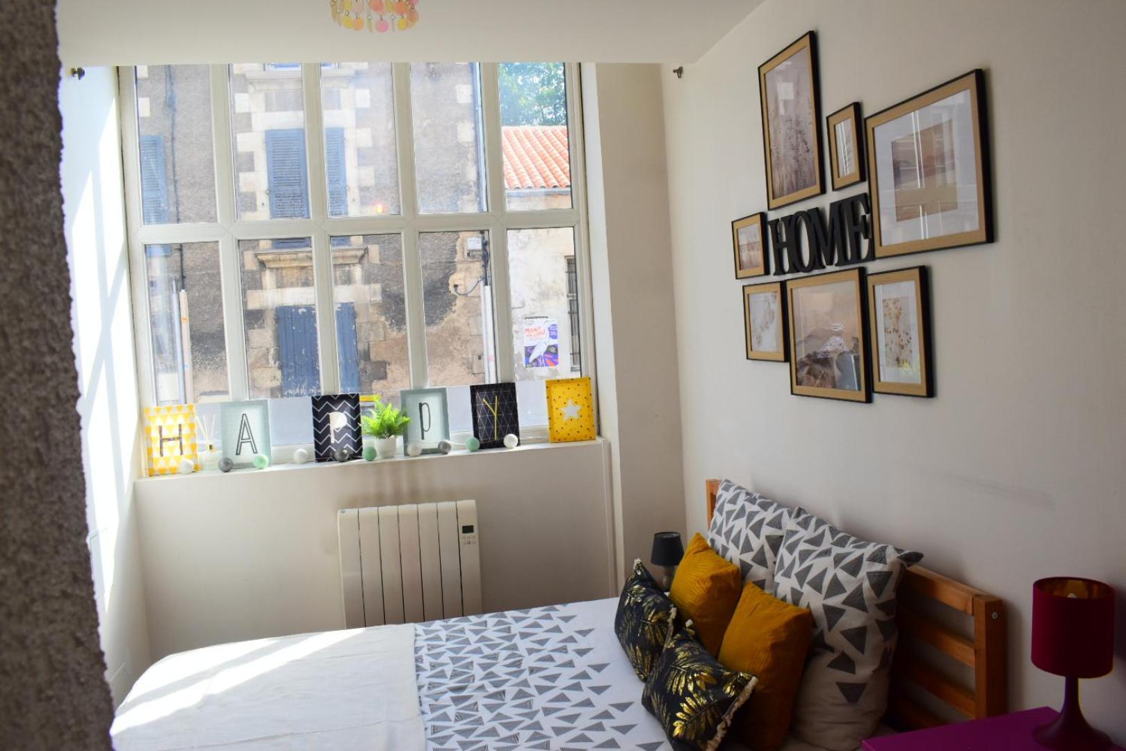 Logement Cozy Proche Du Centre-Ville Poitiers Exteriör bild